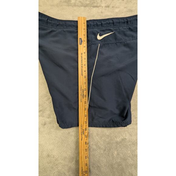 Nike Swim Trunks Navy Blue Mens Large Lining Draw String Cargo Pockets - Picture 6 of 7